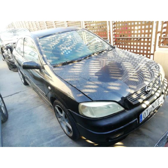 opel astra g berlina del año 2002