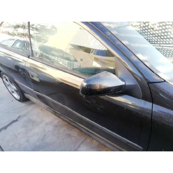 opel astra g berlina del año 2002