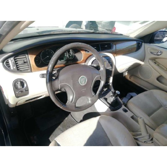 jaguar x-type del año 2001