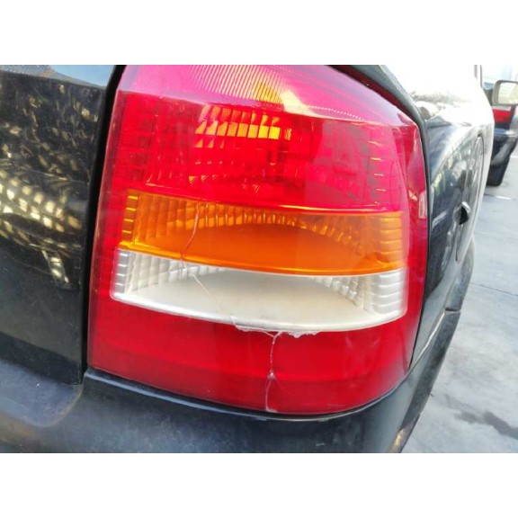 opel astra g berlina del año 2002