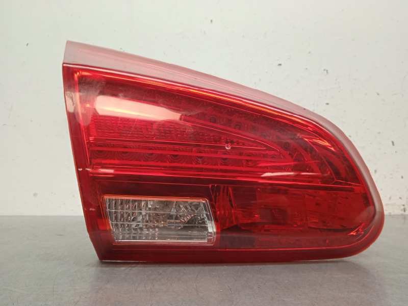 Recambio de piloto trasero izquierdo interior para kia cee´d drive referencia OEM IAM 92403A20  