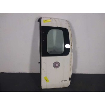 Recambio de puerta trasera derecha para fiat fiorino básico referencia OEM IAM  BLANCA GOLPE LEVE