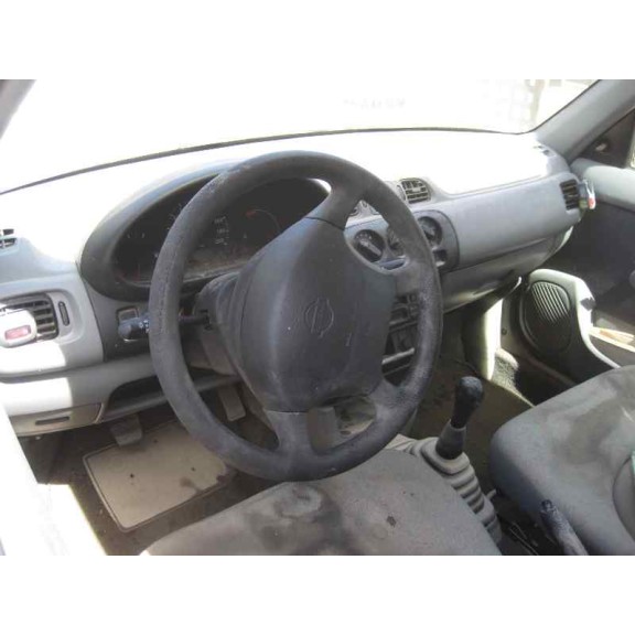 nissan micra (k11) del año 1998