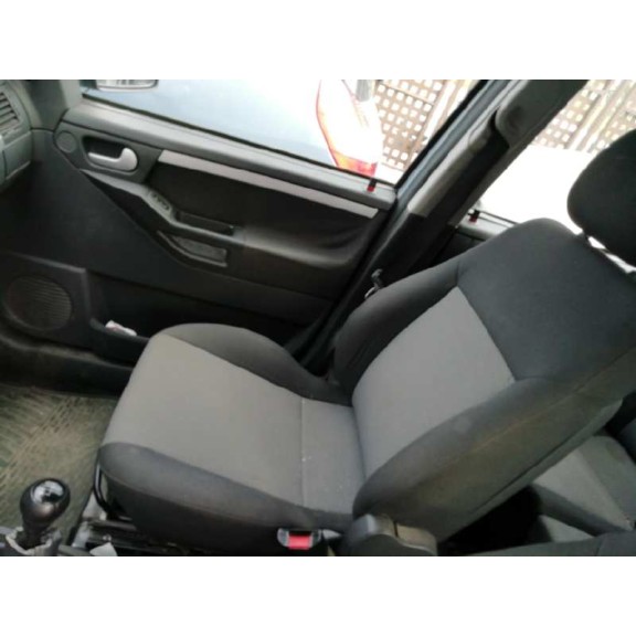 opel meriva del año 2003