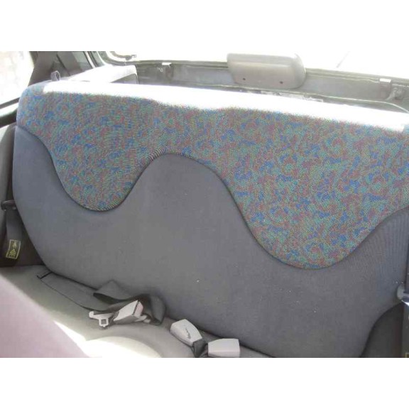 nissan micra (k11) del año 1998