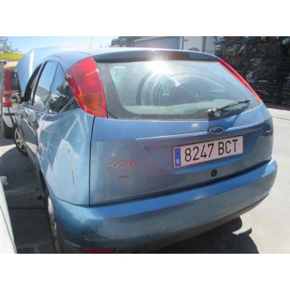 ford focus berlina (cak) del año 2000