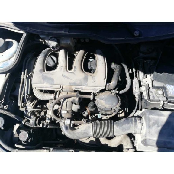 peugeot 206 berlina del año 2000