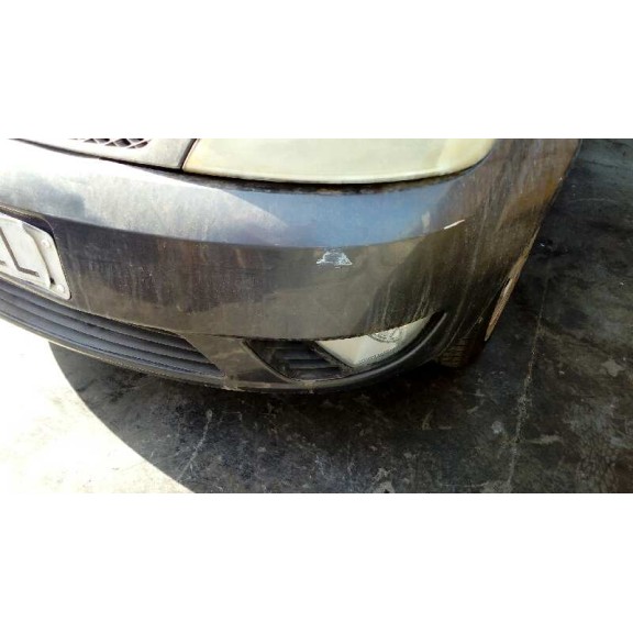 ford fiesta (cbk) del año 2004