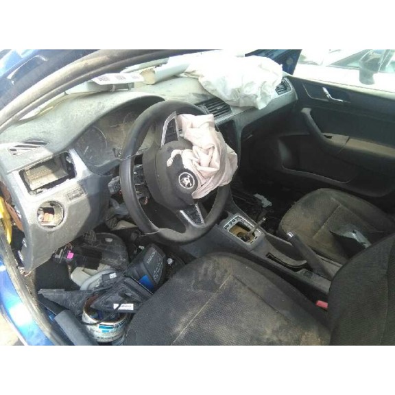 skoda spaceback (5h) del año 2015