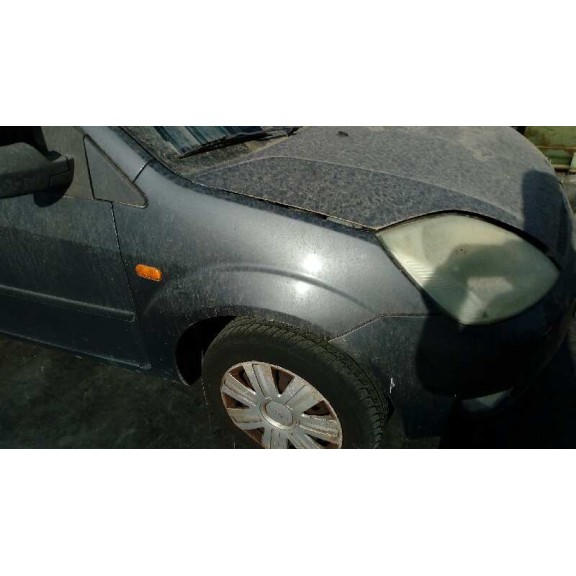 ford fiesta (cbk) del año 2004