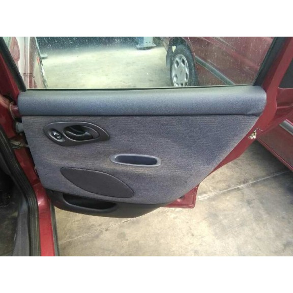 ford mondeo berlina (gd) del año 1998