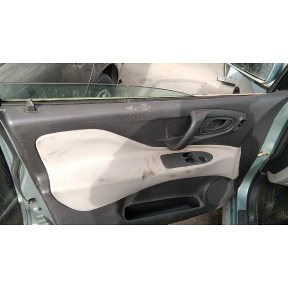 mitsubishi space star (dg0) del año 2002