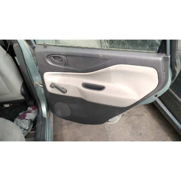 mitsubishi space star (dg0) del año 2002