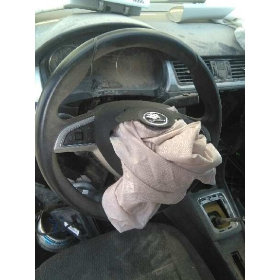 skoda spaceback (5h) del año 2015