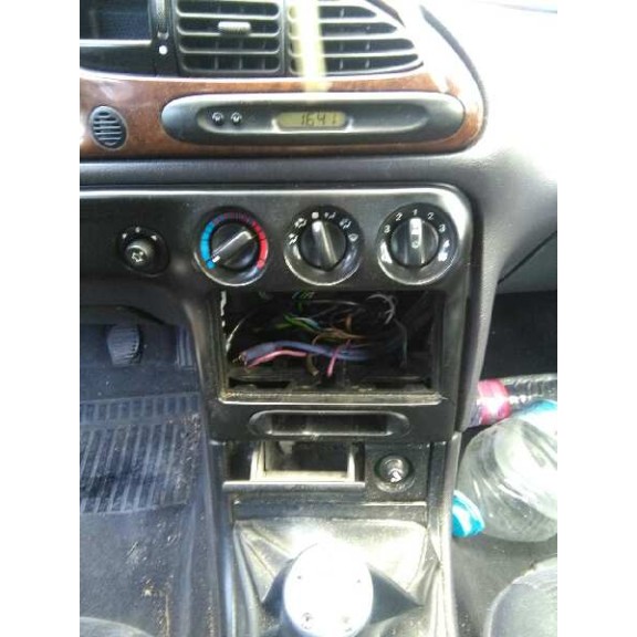 ford mondeo berlina (gd) del año 1998