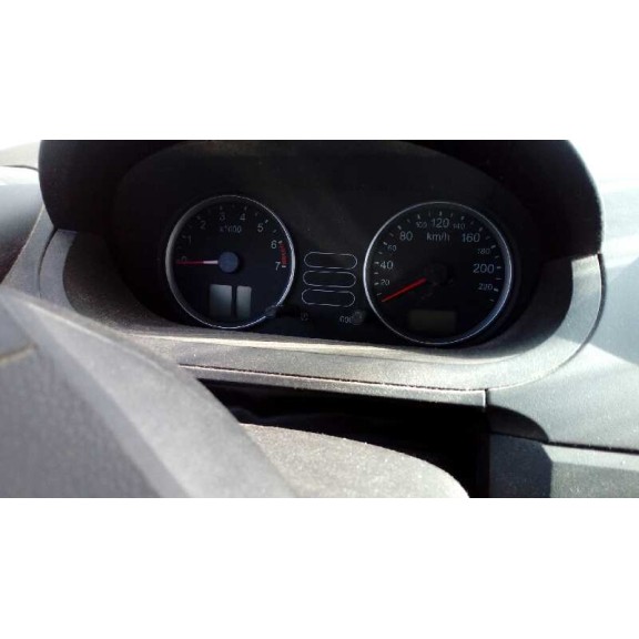 ford fiesta (cbk) del año 2004