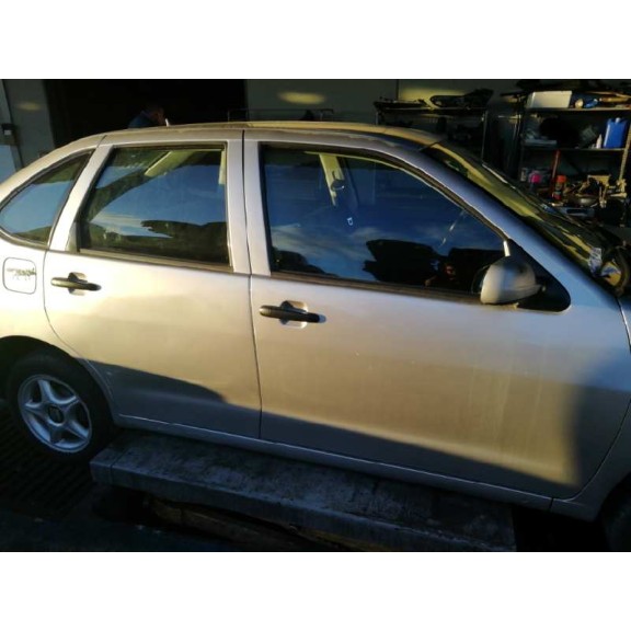 seat cordoba berlina (6k2) del año 2002