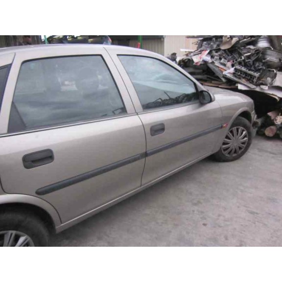 opel vectra b berlina del año 1997