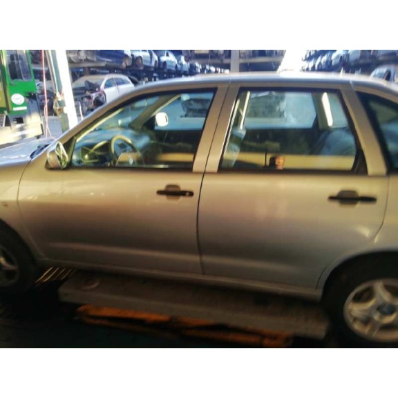 seat cordoba berlina (6k2) del año 2002