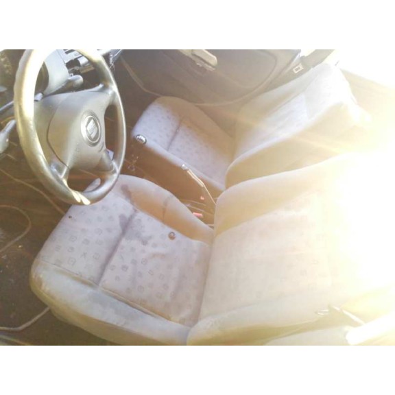 seat cordoba berlina (6k2) del año 2002