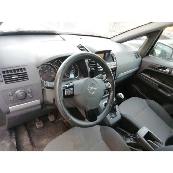 opel zafira b del año 2012