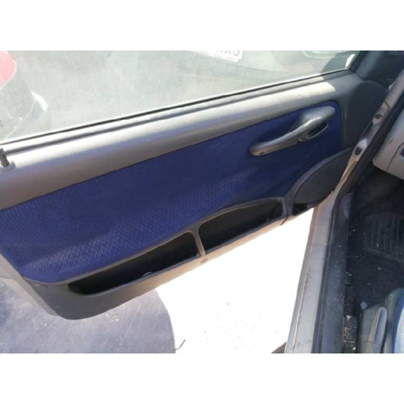 fiat punto berlina (188) del año 2003