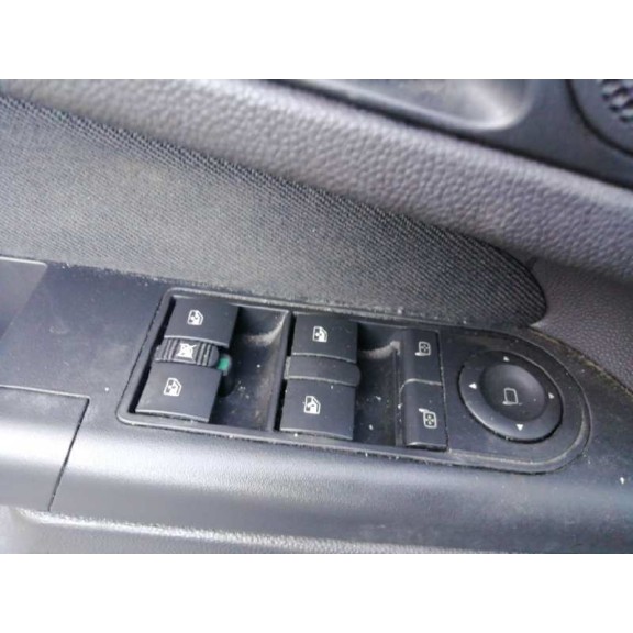 opel zafira b del año 2012