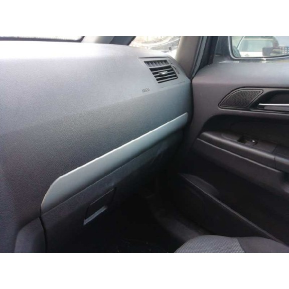 opel zafira b del año 2012