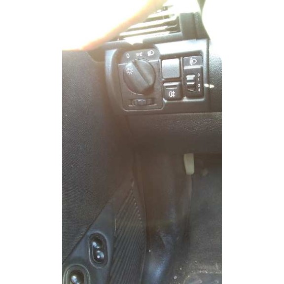 opel corsa b del año 1999