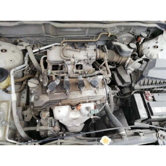 nissan almera (n16/e) del año 2004