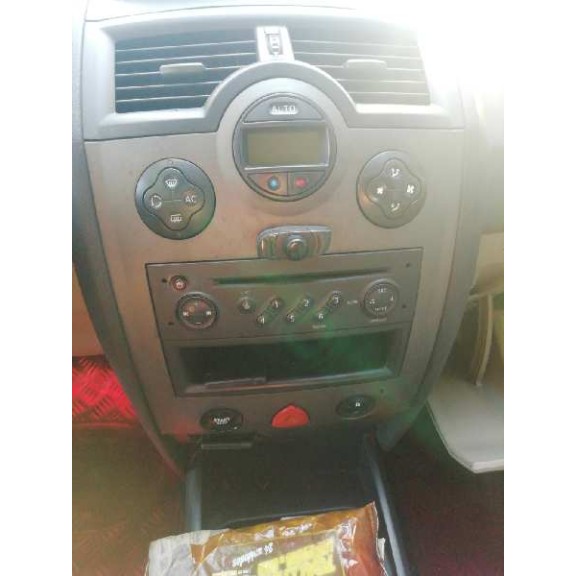 renault megane ii berlina 5p del año 2006