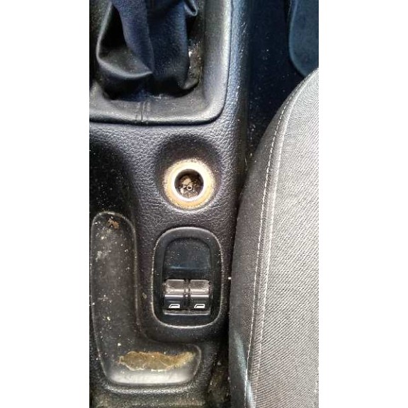 peugeot 206 berlina del año 2006