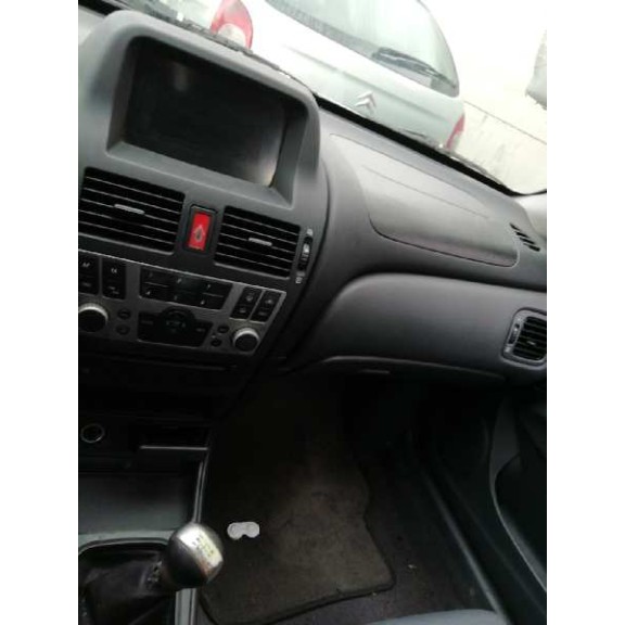 nissan almera (n16/e) del año 2004