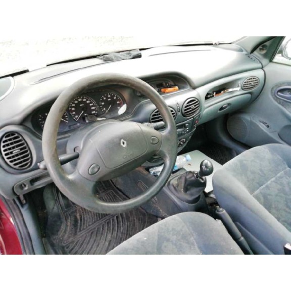 renault megane i classic (la0) del año 1997