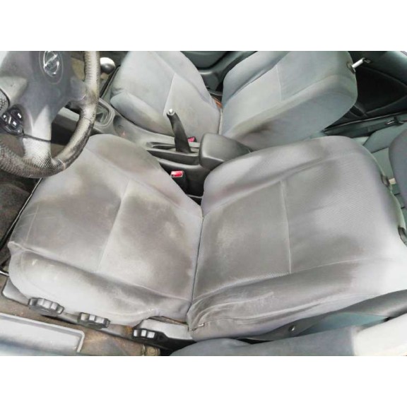 nissan almera (n16/e) del año 2004