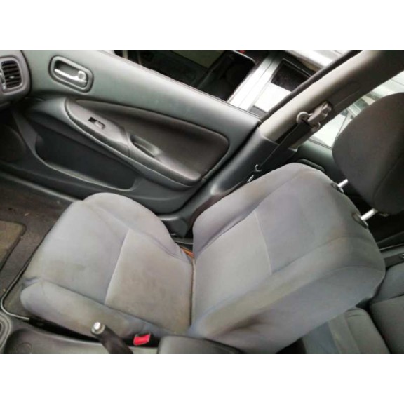 nissan almera (n16/e) del año 2004