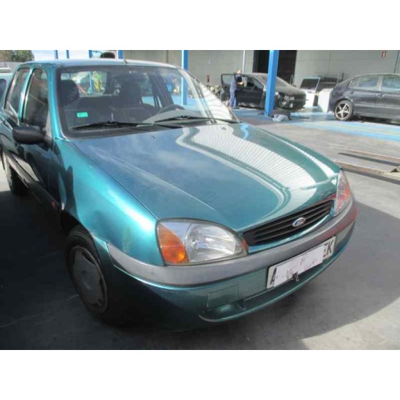 ford fiesta berlina (dx) del año 2000