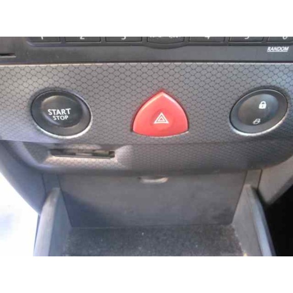 renault megane ii classic berlina del año 2003