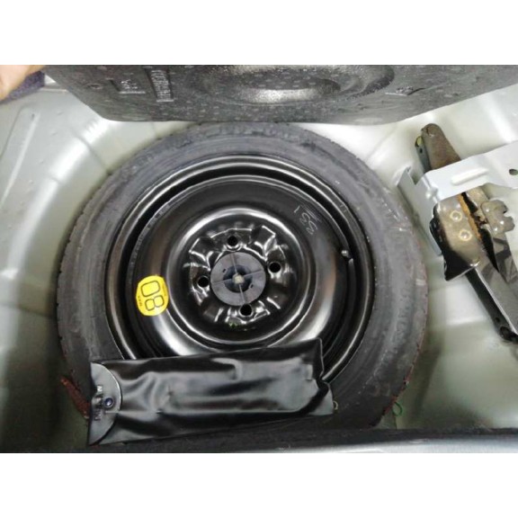 nissan almera (n16/e) del año 2004