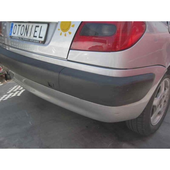 citroën xsara berlina del año 1999