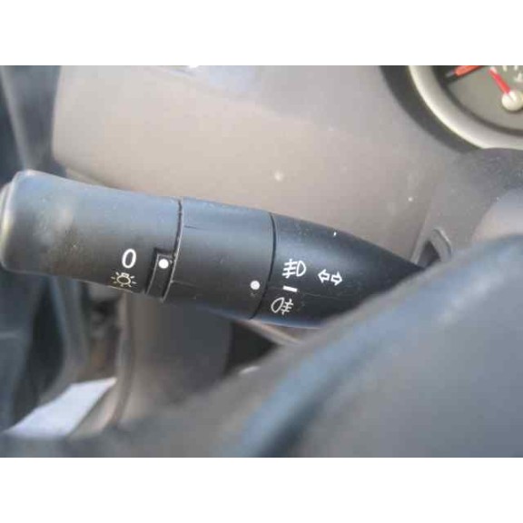 renault megane ii classic berlina del año 2003