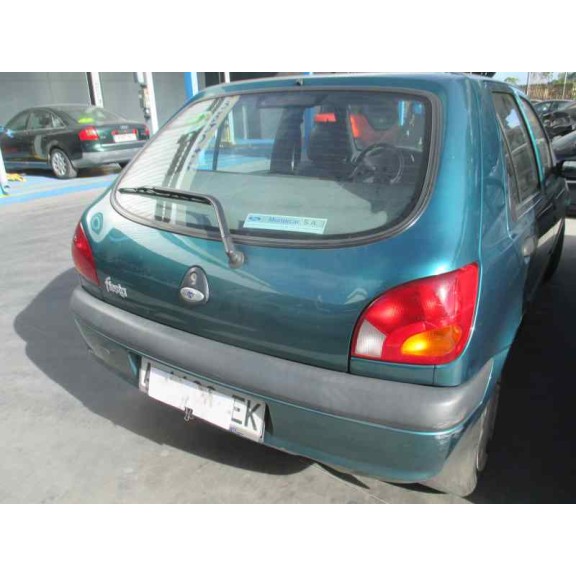 ford fiesta berlina (dx) del año 2000
