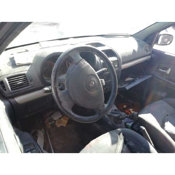 renault clio ii fase ii (b/cb0) del año 2004