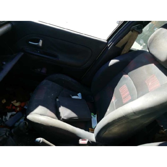 renault clio ii fase ii (b/cb0) del año 2004