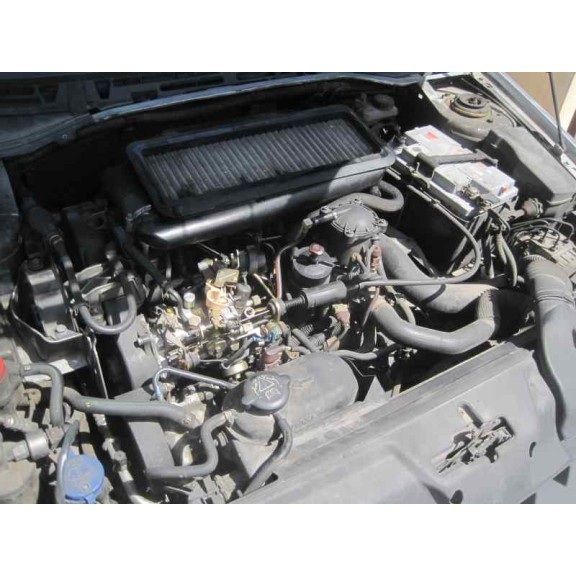 citroën xsara berlina del año 1999