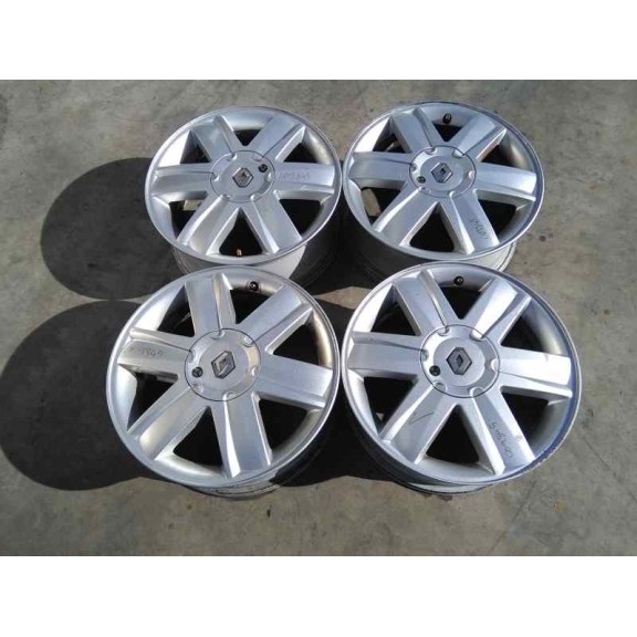 renault megane ii classic berlina del año 2003