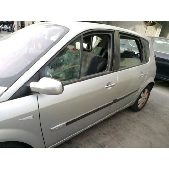 renault scenic ii del año 2006