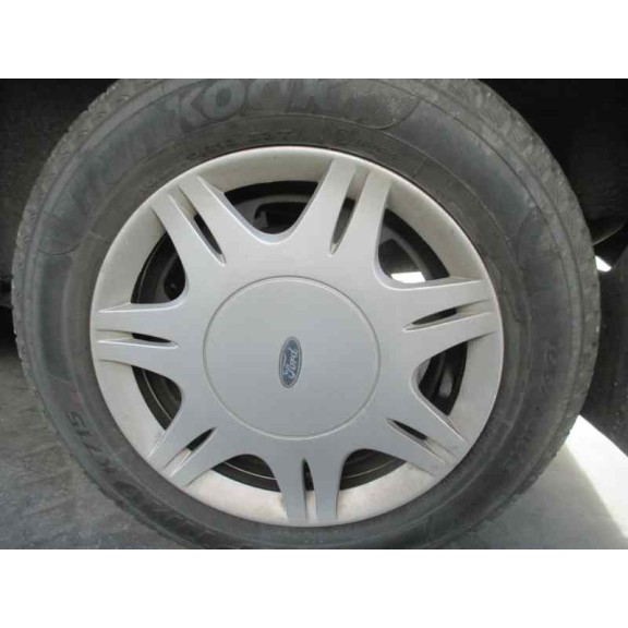 ford fiesta berlina (dx) del año 2000