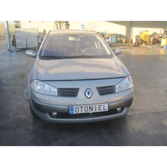 renault megane ii classic berlina del año 2003