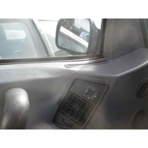 tata safari del año 2000